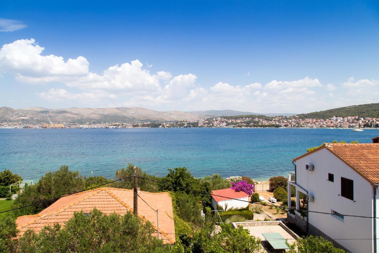 Beachfront House Olbia With Private Parking Trogir Extérieur photo