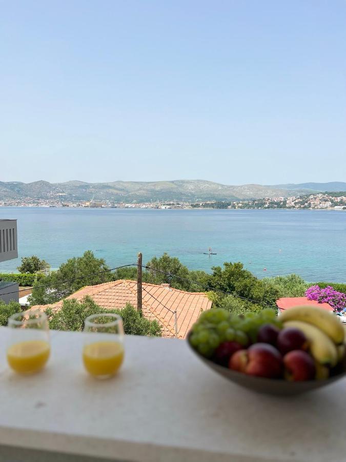 Beachfront House Olbia With Private Parking Trogir Extérieur photo