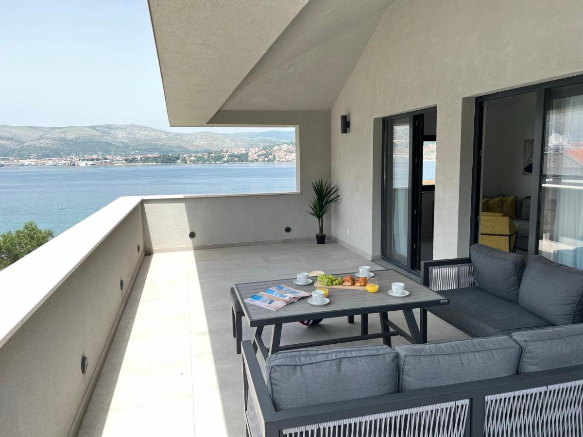 Beachfront House Olbia With Private Parking Trogir Extérieur photo